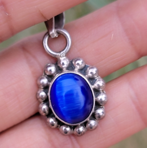 Southwestern 925 sterling silver vintage blue cat's eye necklace pendant - Picture 6 of 16